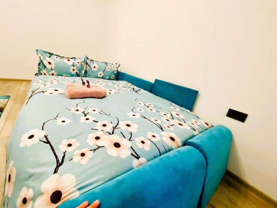 Apartment Blue Plaza Studio Bucharest